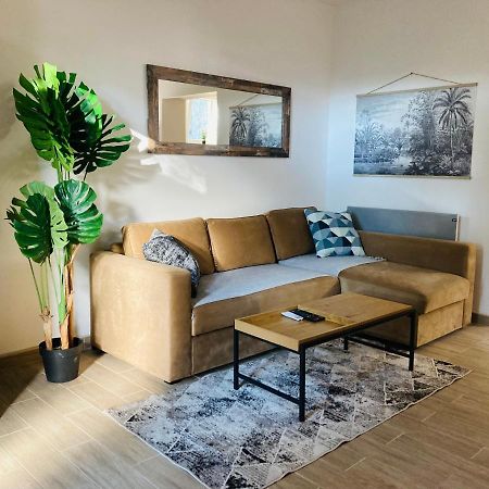 Enjoy Gardos Apartment Belgrado Esterno foto