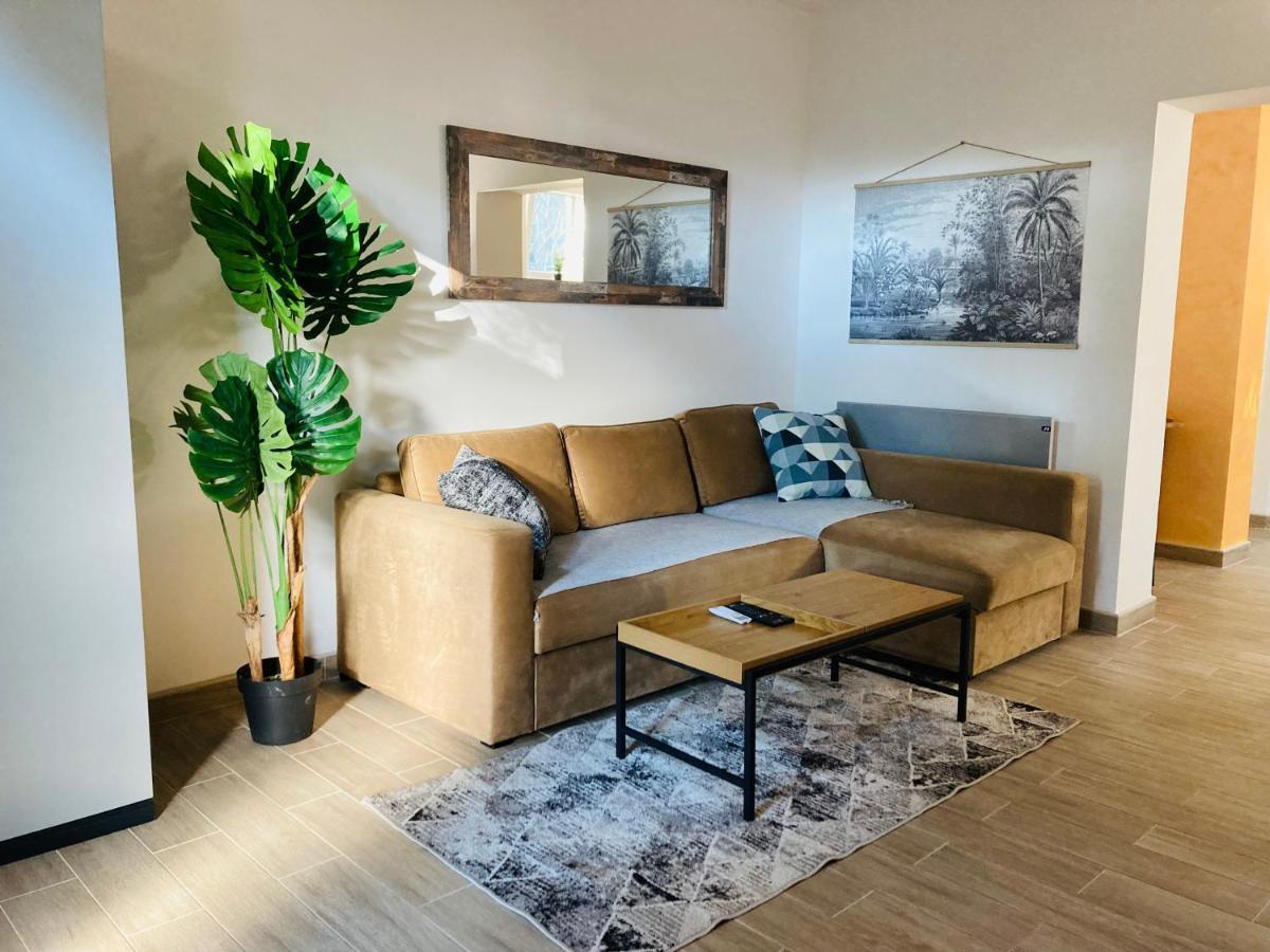 Enjoy Gardos Apartment Belgrado Esterno foto